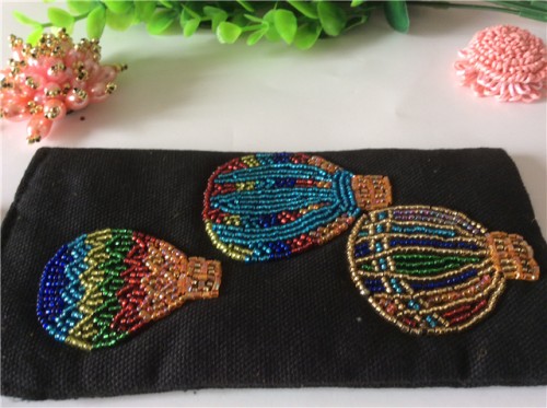 Factory direct sales of new fashion bead embroidered wallet card bag passport cover beaded purse   handbag  card bag